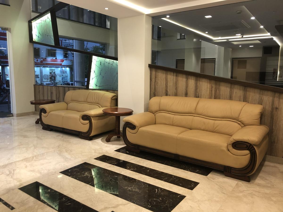 Kyriad Hotel Vijayapura By Othpl Bijāpur Esterno foto