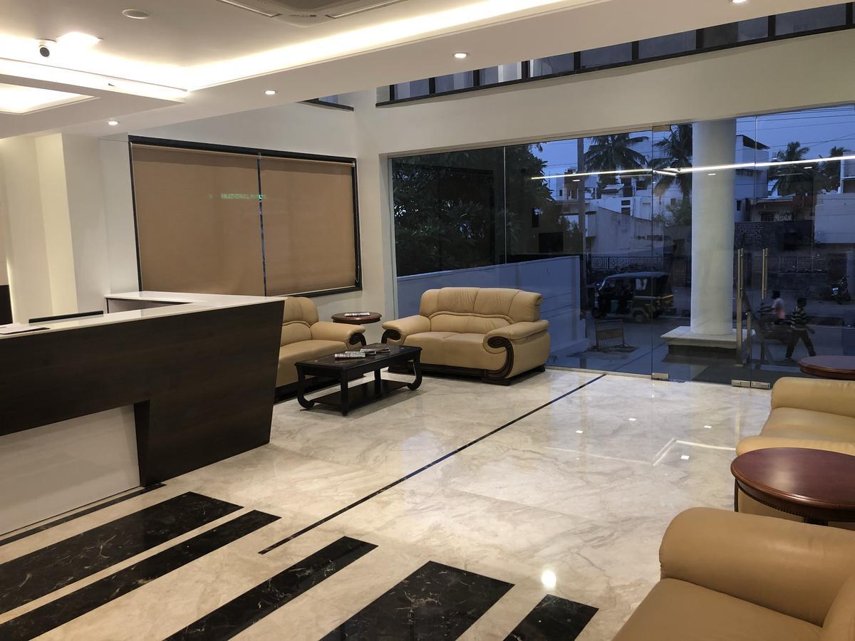 Kyriad Hotel Vijayapura By Othpl Bijāpur Esterno foto
