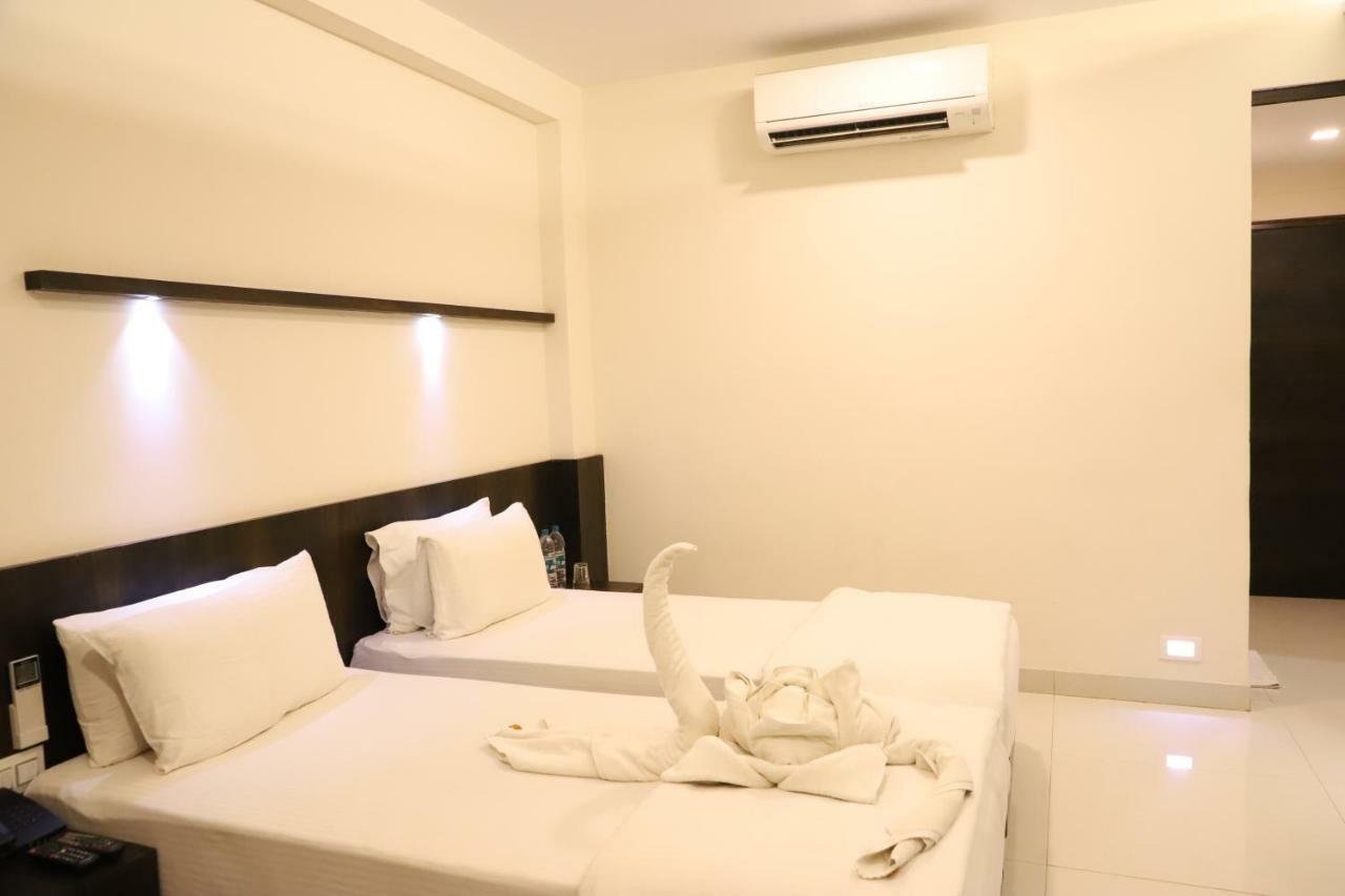 Kyriad Hotel Vijayapura By Othpl Bijāpur Esterno foto