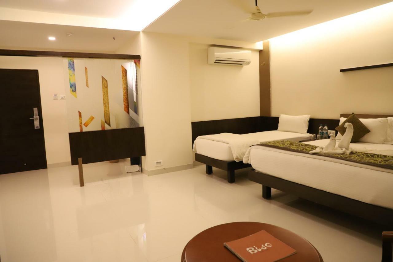 Kyriad Hotel Vijayapura By Othpl Bijāpur Esterno foto